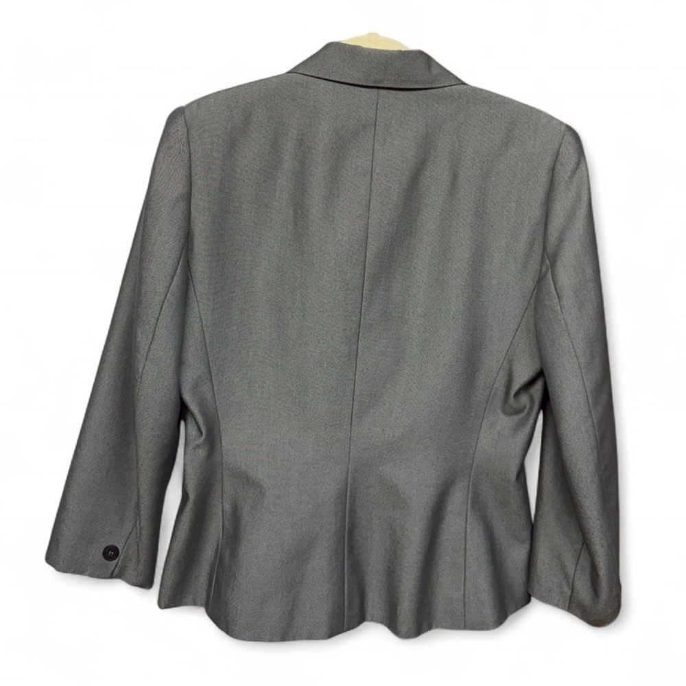 Lifestyle Attitude Gray Double-Breasted Blazer, Size 6 - Picture 6 of 6